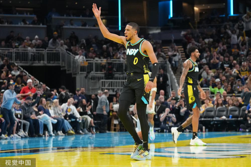 赵继伟持球 赵继伟持球