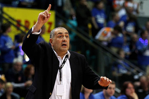 更加稳健的 更加稳健的